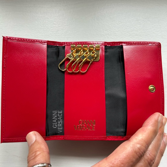 Vintage Versace Sunburst Leather key holder - Picture 6 of 8